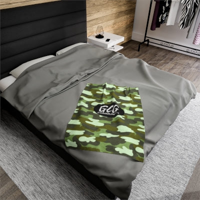 Camo Fur Velveteen Plush Blanket