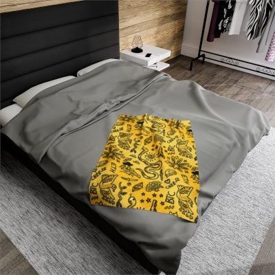 Gold Tat Fur Velveteen Plush Blanket