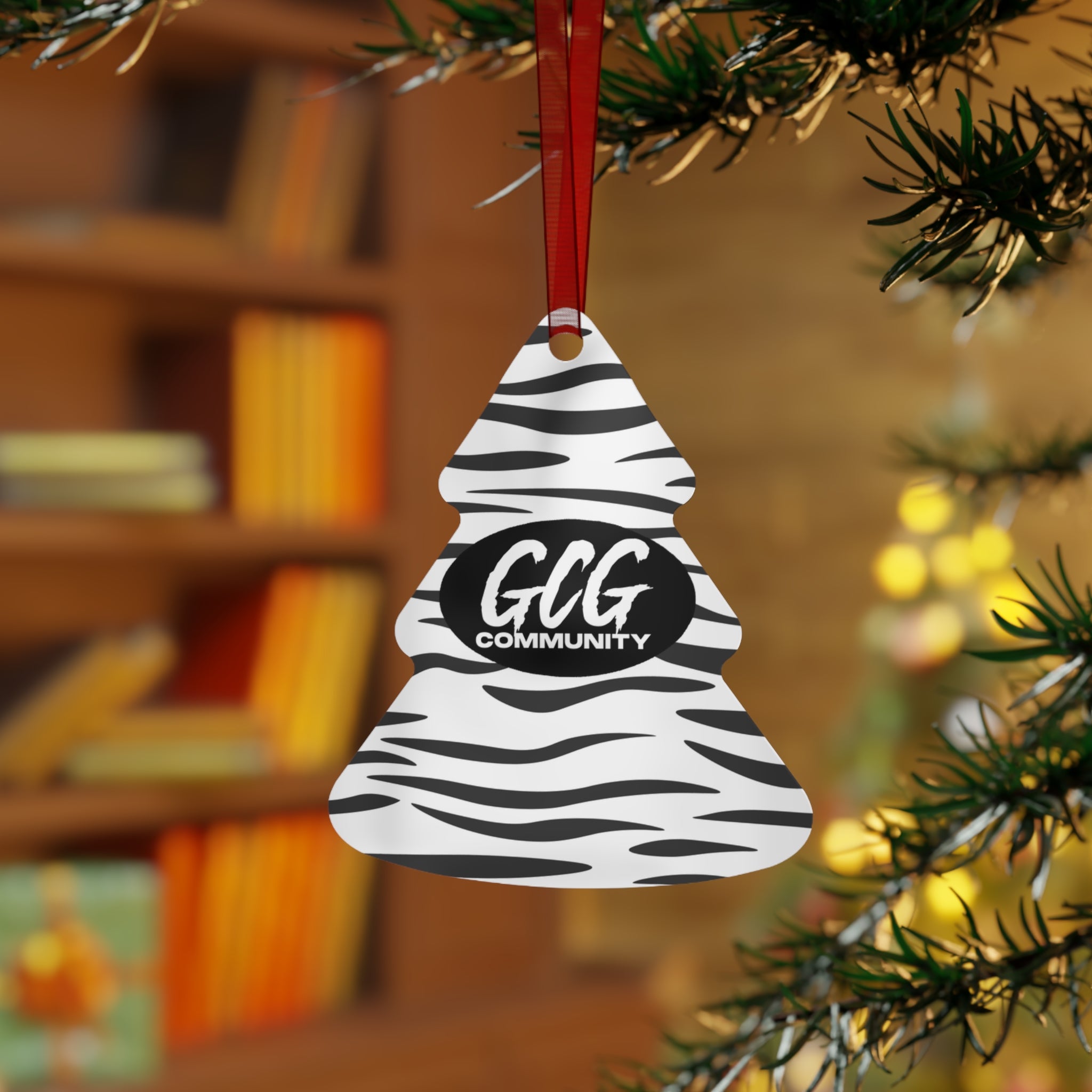 White Tiger Fur Metal Christmas Ornament – GCG Community Prints